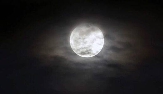 今夜の満月は「スノームーン」2023年で最も遠い満月