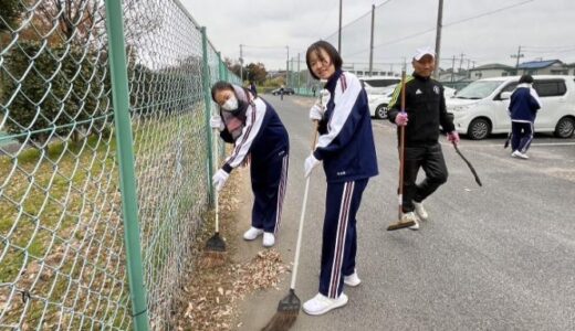 【学校だより】母校の卒業生が枯葉の清掃をしてくれましたー埼玉初中
