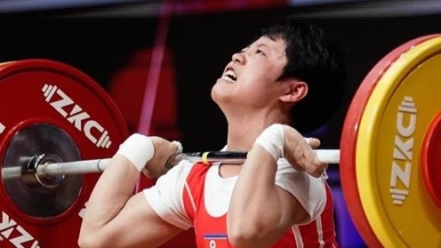 重量挙げ女子４５キロ級で世界新記録ーアジア選手権