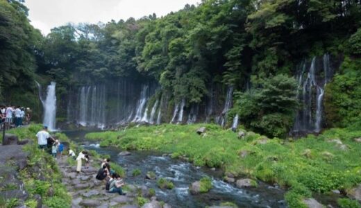 【投稿】 ドライブの先は「白糸の滝」