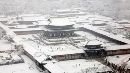 韓国で全国各地に大雪警報が発令 